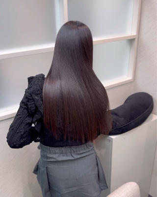 髪質改善サイエンスアクア

髪の内部に栄養成分を入れ込み、不純物はリセット！

軽い質感の素髪の美しさを育てていきます♪

定期的な継続で蓄積し
更なる変化を生み出しますので
継続の施術がオススメのメニューです♪ 