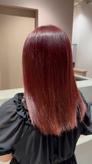 髪質改善トリートメント+ベーシックカラー

カラーでダメージが気になる方！髪質改善も一緒にして艶々に 