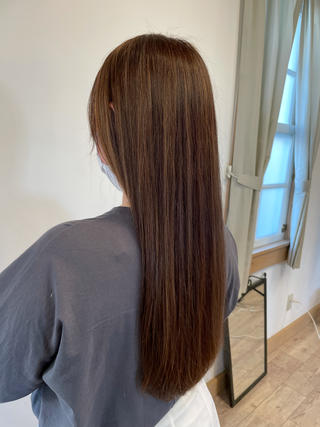 ロング カラー 足立 悠輔のヘアスタイル