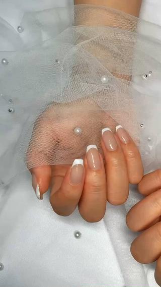 フレンチネイル 