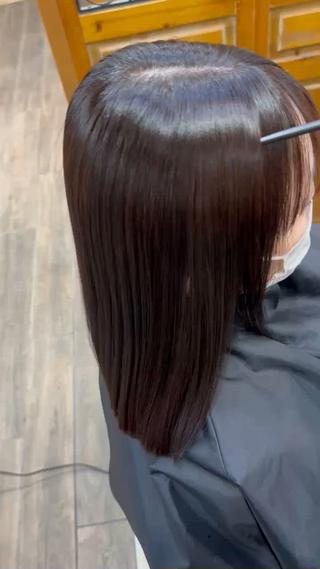 縮毛矯正をした後のカラーは髪質改善トリートメントと同時施術で質感が更に向上します◎ 