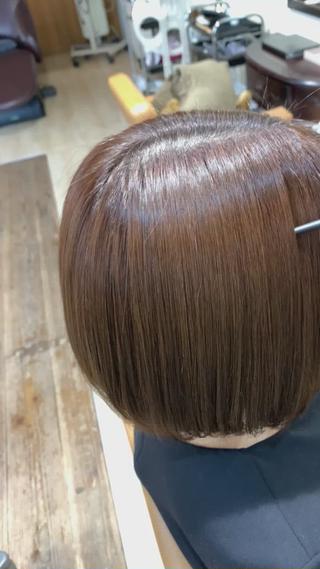 ボブも縮毛矯正と髪質改善でツヤツヤサラサラです！
嫌なピンピンにならずに自然なおさまりになります！ 