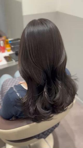 透明感グレージュ 