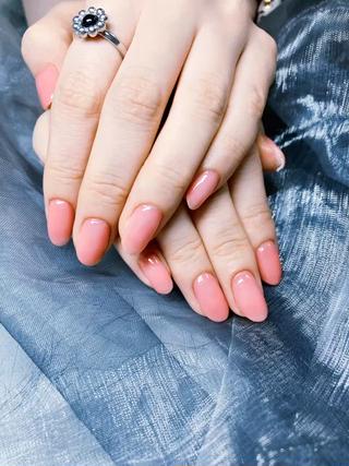 ネイル 高木 維麗絲のネイルデザイン