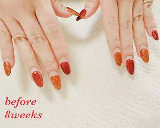 1ヶ月程で いつもご来店いただくお客さま。
どうしても浮いたり外れやすい指があるのですが、
今回は、8週間！全て付いて戻って来てくださいました
丁寧に手を扱っていただきありがとうございます

︎通常ジェルネイルは、3〜4週間が替え時です。浮いてきたら付け替え、またはオフして下さい。 