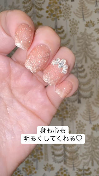 ネイル 岩田 久美子のネイルデザイン