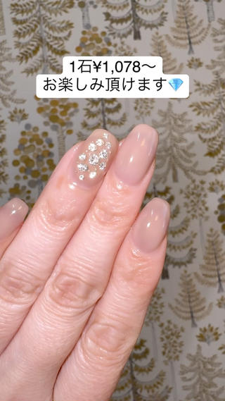 本物のダイヤモンドは、
小さいサイズで充分なんです

一石¥1,078〜ご用意しております 