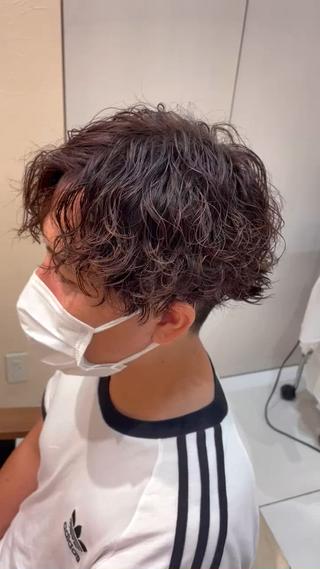 ミディアム パーマ メンズ 本厚木|縮毛矯正/ 酸性スト専門サロンのヘアスタイル