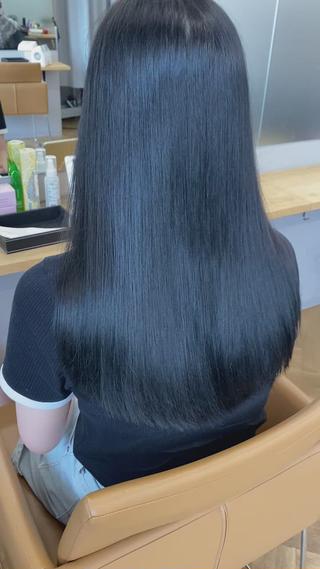 イルミナカラー特有のコーティングで艶を出して指通りが回復します
最高級TOKIOトリートメントで髪の毛も１４０％回復


_______________

このクーポン限定の特別なお薬をつけ仕上げのコテ巻きで【極艶】な後ろ姿に…



髪の毛が綺麗に見えるような独自の調合
ツヤッツヤになるトリートメントの質感調整
光が反射する僕にしかできない艶巻き仕上げ


皆さん自分の綺麗になった艶髪にびっくりされます
是非一度体験しにきてください 