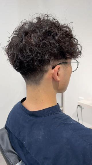 ショート パーマ メンズ CHELSEA  梅田所属・OKADA/メンズ /カット/眉/縮毛のヘアスタイル