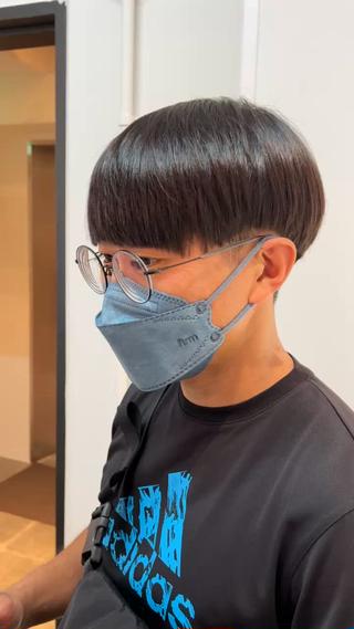 ショート カラー パーマ メンズ CHELSEA  梅田所属・OKADA/メンズ /カット/眉/縮毛のヘアスタイル