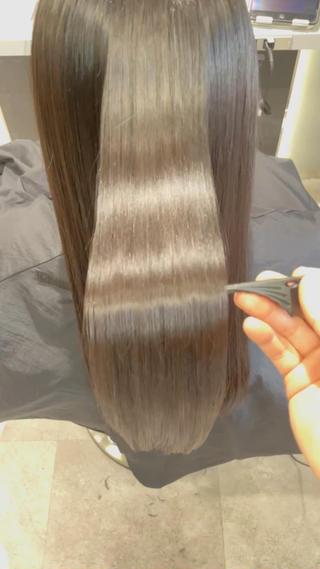 カラー+高濃度水素トリートメント+5Gトリートメント

水素の力で水分量を上げてまとまりのある艶髪にして5Gトリートメントでアホ毛を抑えます！
当日予約なのでぜひご予約ください！ 