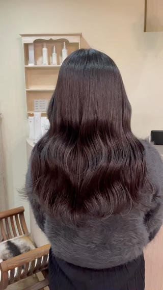 ロング 【艶髪カラー】 omiのヘアスタイル