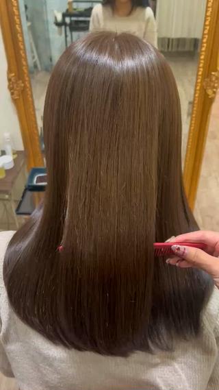 セミロング 【艶髪カラー】 omiのヘアスタイル