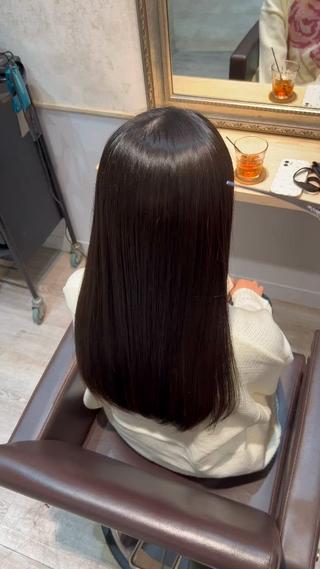 ロング 美髪矯正🪽／新宿／ ゆうみ🦋のヘアスタイル