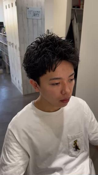 大人気スパイキーショート！
あえて刈り上げないのがカッコいい！
短髪なら僕にお任せください！ 