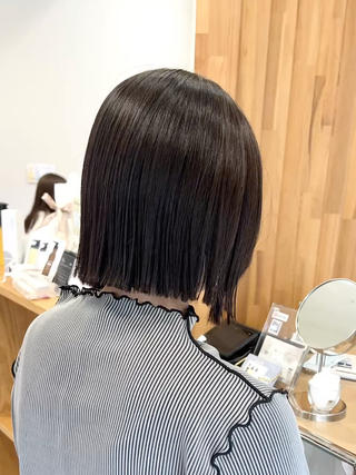 ショート ぱつっとボブ/ 小野あかねのヘアスタイル