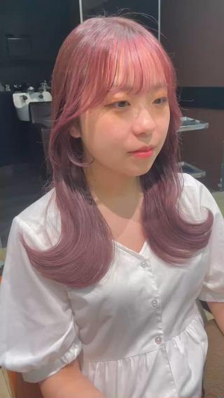 Inner Highlight Color　

めちゃくちゃ可愛いです、オススメです



ロング料金　肩下　￥1,000〜 