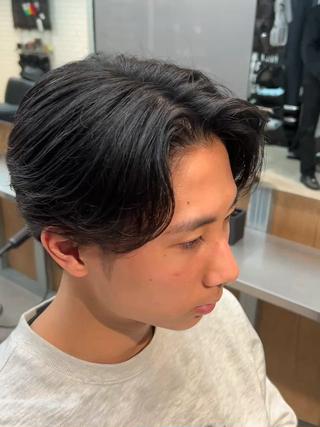 ミディアム RELATION ／メンズ／バーバーのヘアスタイル