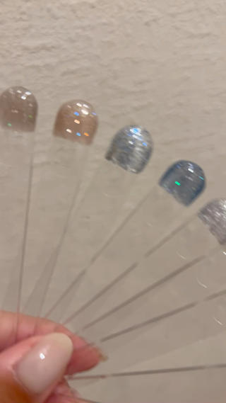 flash一部
まだ他にもお色味あります
ワンカラーメニューでフラッシュネイルもお選びいただけます
夏Flash 