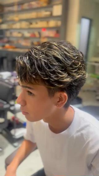 フェザーショートパーマ
僕にお任せください！ 