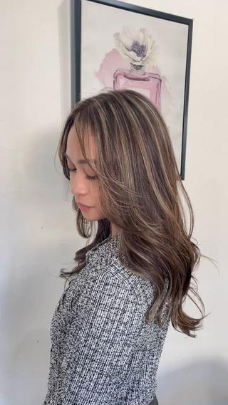 ベージュ系ハイライト 