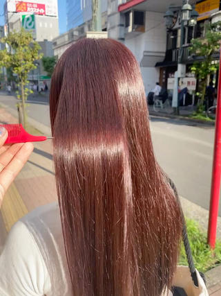 ワンカラーとトリートメントによるこの質感
地毛よりサラサラとコメントいただきました 