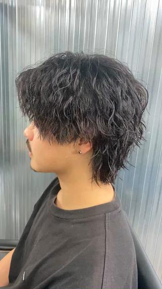 今年のみ学生半額で対応します
日本一パーマを巻いてた本物の技術を
是非一度dmまで宜しくお願い致します!
インスタ @oooka_takumi