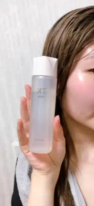 NEW TK でこれだけお肌につやができます️
乾燥による小ジワを改善することができます
小じわが気になる方、ぜひ3ヶ月目安に
使い続けてみてください