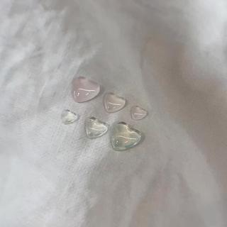 紫外線で色が変わるハート 