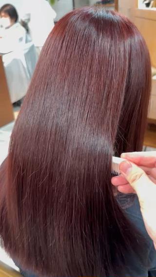 セミロング カラー arika オケシ　リョウダイのヘアスタイル