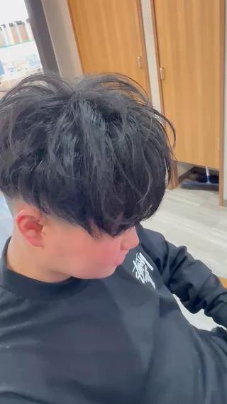 メンズ arika オケシ　リョウダイのヘアスタイル