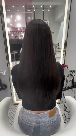 【レイヤー/髪質改善/インナーカラー/韓国へア/シールエクステ/ハイライト/トリートメント/韓国/ブリーチ/新宿/前髪カット/髪質改善トリートメント/顔周り/イヤリングカラー/オージュア/前髪/ワンホン/韓国風/おくれ毛/ブリーチなしダブルカラー/新宿エクステ/ミニモ限定/U24/学割/ハッシュカット/透明感/艶髪/レイヤーカット/デザインカラー】 