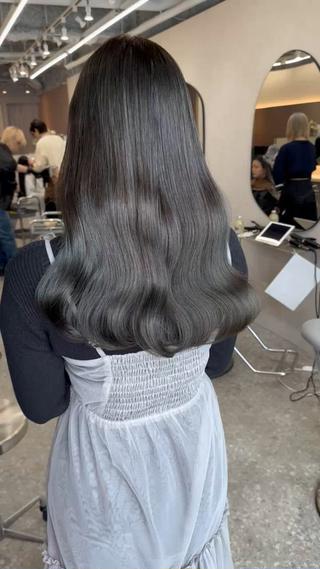 前髪/顔周り/韓国/透明感/オージュア/エクステ/縮毛矯正/髪質改善/ダブルカラー/学割U
24/ヘアセット/シールエクステ/ヘッドスパ 