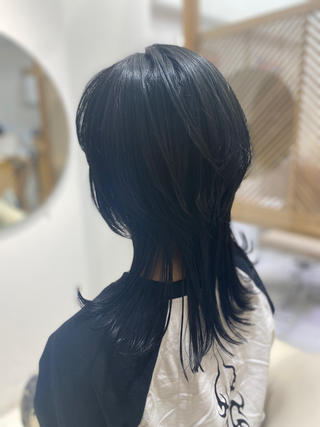 個性派おしゃれこだわりの束感で再現しやすくアレンジしやすいスタイルを創ります 