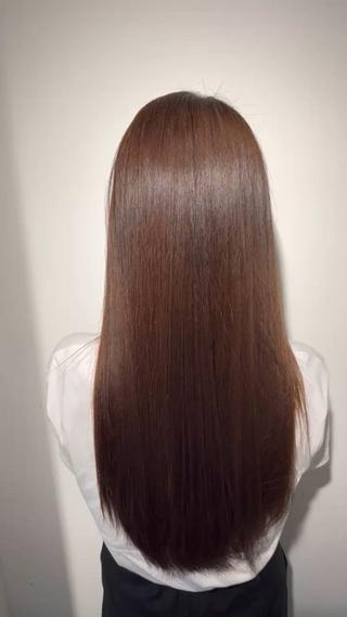 TOKIOトリートメントで、しっとりサラサラになります！！

しっかりと蒸気を当てるので、かなり質感が良くなると好評です

シャンプーブローで指通りも変わってくるので、ぜひ一度お試しください 