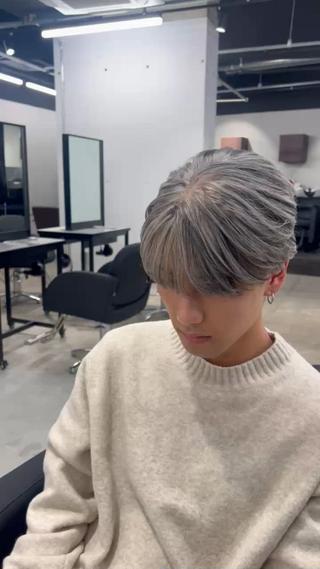 ミディアム カラー メンズ PIA hair design所属・湖城 恵吾のヘアスタイル