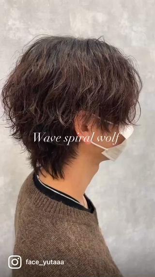 パーマ メンズ メンズ専門/パーマ スパイキーショートのヘアスタイル