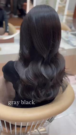 ロング 赤み・黄みを消す 透明感カラー/松沢のヘアスタイル