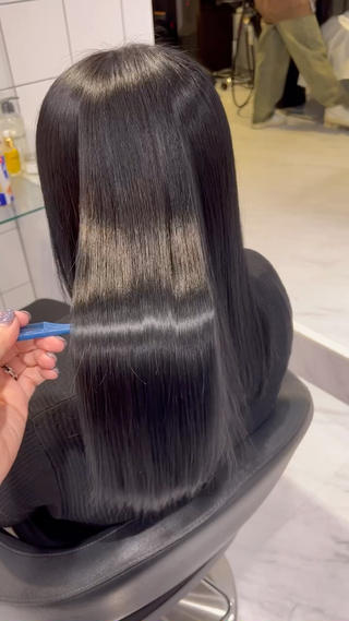 ロング ヘアアレンジ 🦋重くない暗髪🦋 Hana🦋のヘアスタイル