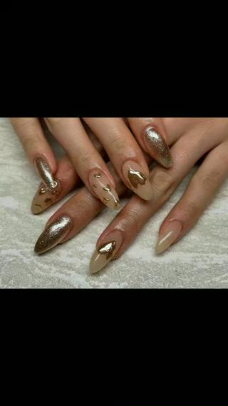 ネイル JULIE NAILのネイルデザイン