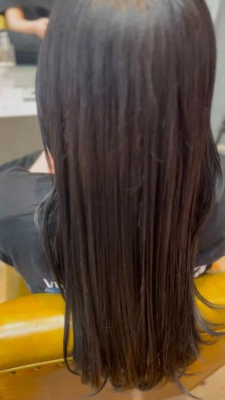 ロング ルーツカラー/ デザインカラー/井川のヘアスタイル