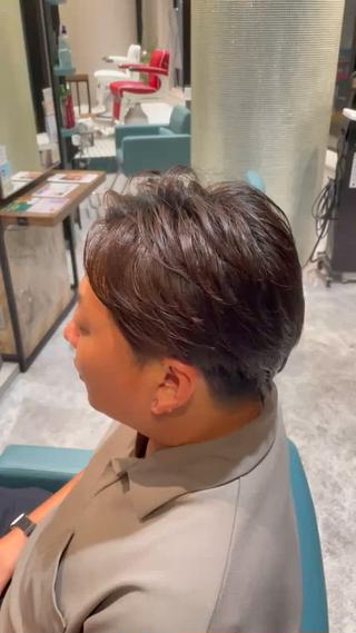 ニュアンスパーマ
自然な毛流れでセットが簡単
パーマ感を強く出したくない方におすすめ 