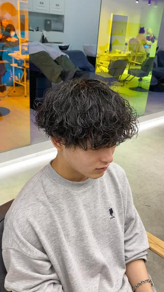 パーマ メンズ シャドウパーマ/ ルーズパーマ/メンズのヘアスタイル