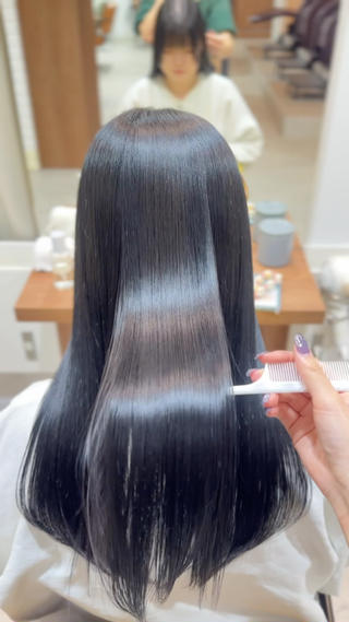 ロング カラー honoka/レイヤ ー/艶感カラー/韓国のヘアスタイル