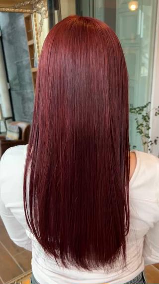 ロング カラー 西 優衣奈のヘアスタイル