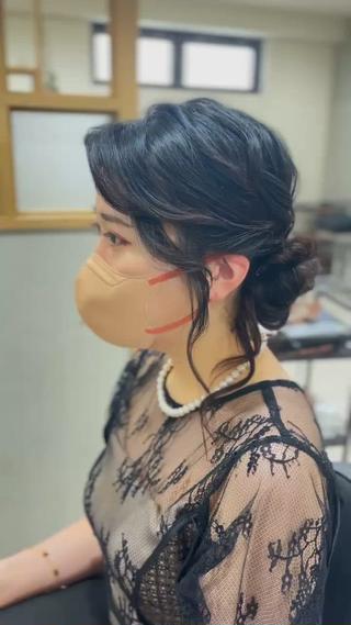 ルーズなシニヨンアレンジ♪ 