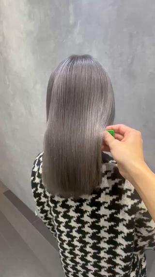 シルバーカラー 