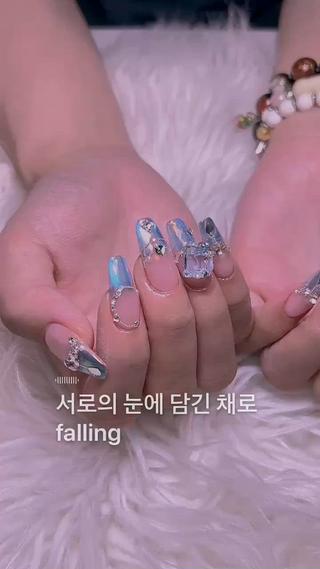 ネイル 美爪パラジェル導入店 Sunnilyのネイルデザイン