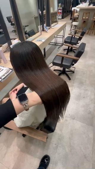 うねりを押えて艶髪に 